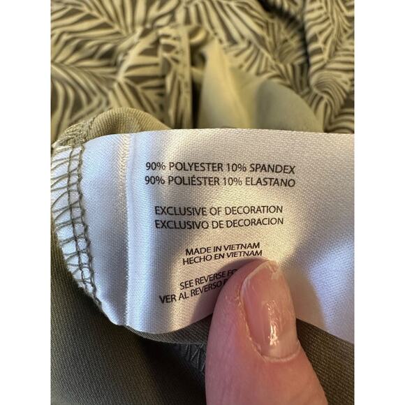 NEW Eddie Bauer Womens Green Tropical Print Athletic Dress L Built in Bra A12 - Picture 5 of 7